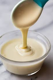 White Chocolate Sauce SF09034987 image 3